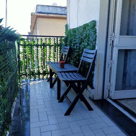 Casa Buono - Aeroporto Di Capodichino Apartman Nápoly Kültér fotó